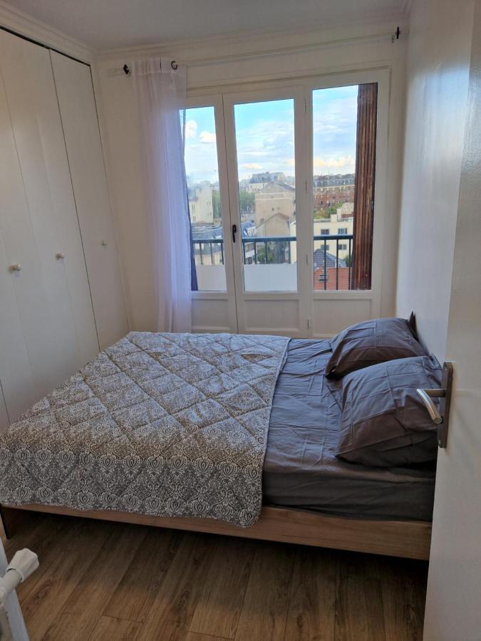Appartement spacieux rénové - 11 min de Paris Bois-Colombes Esterno foto